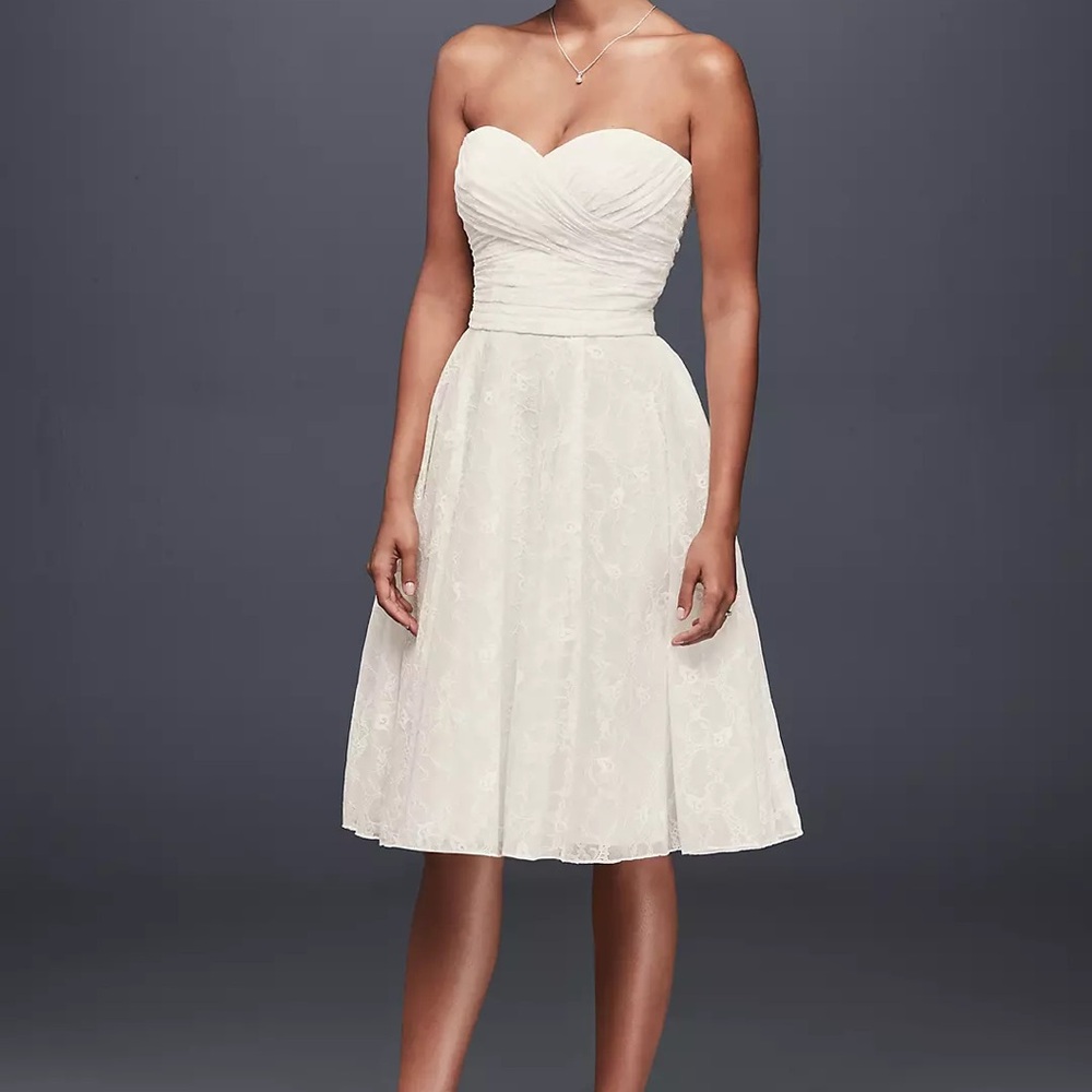 Strapless Sweetheart Lace Tea-Length Wedding Dress in Ivory